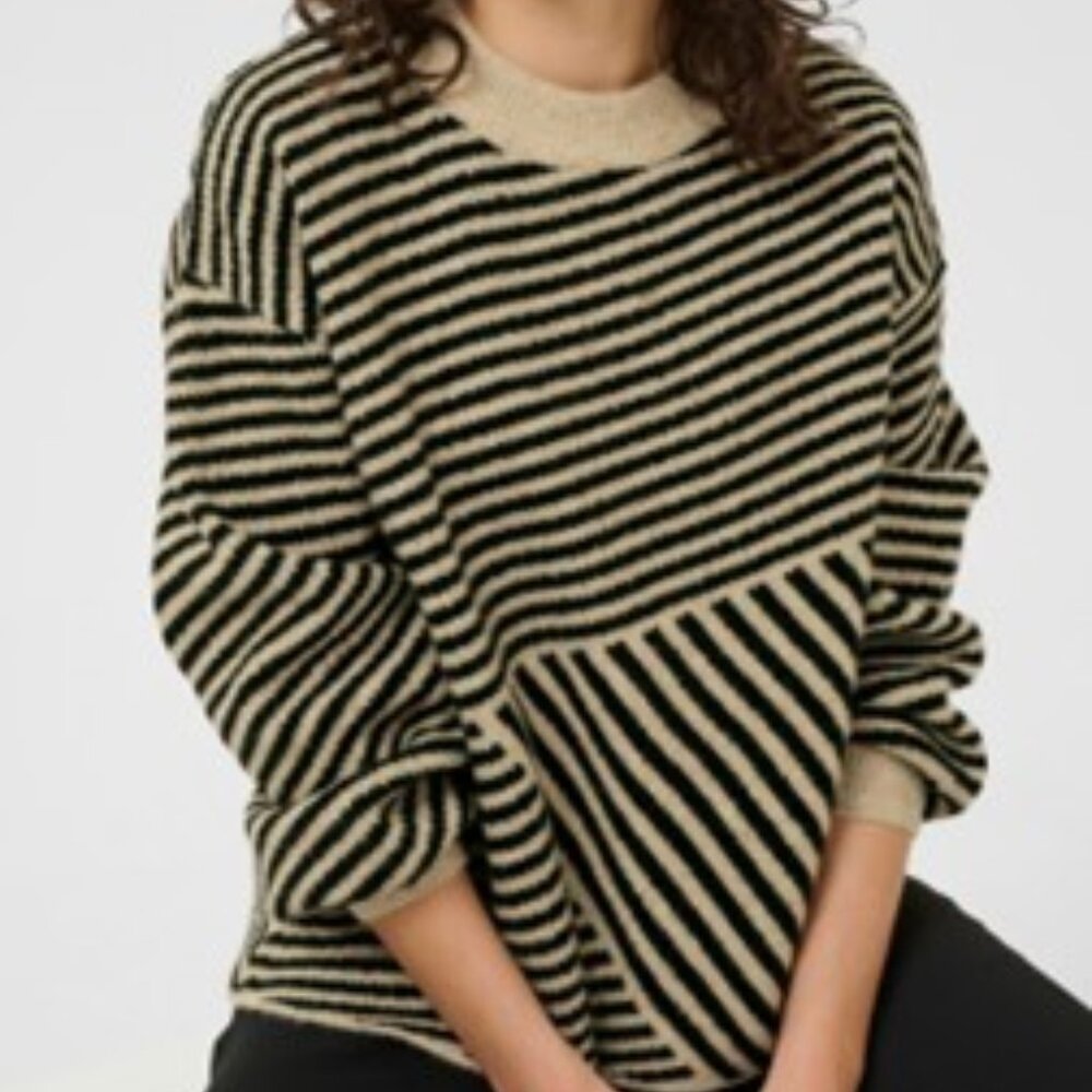 NWT KAFFE womens crow neck sweater col Feather Gray Melange Black size large